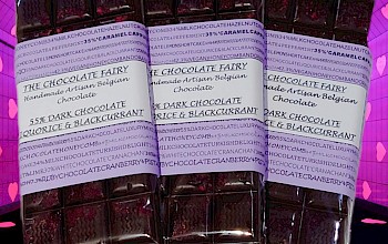 55% Dark Liquorice & blackcurrant