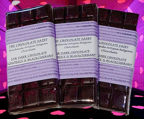 55% Dark Liquorice & blackcurrant